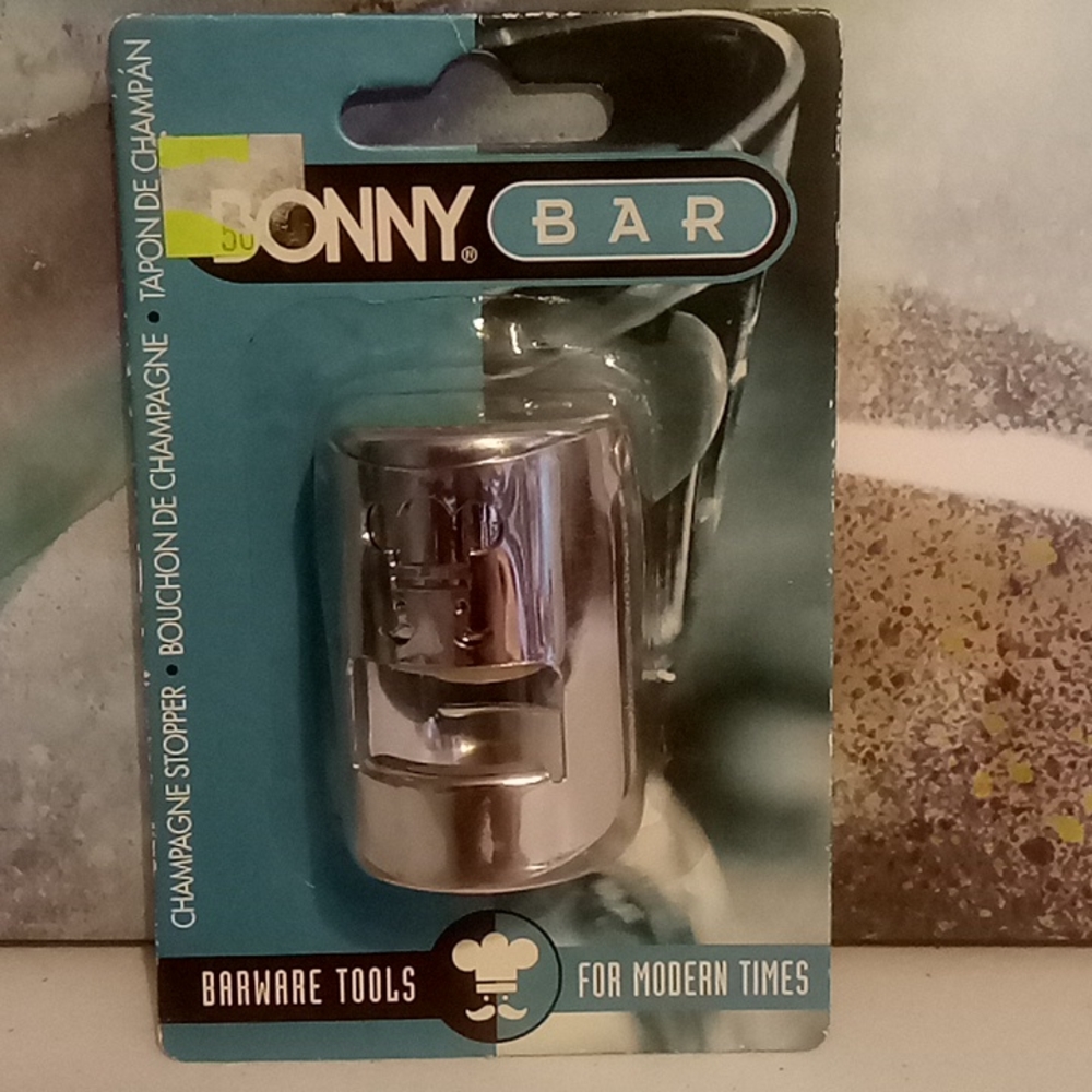 Bonnie Bar Champagne Stopper